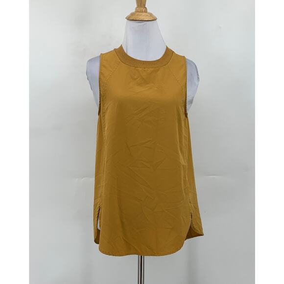 Athleta Tank Top Womens Extra Small Yarrow Zephyr Slit Hem Lightweight Stretch - Picture 2 of 9